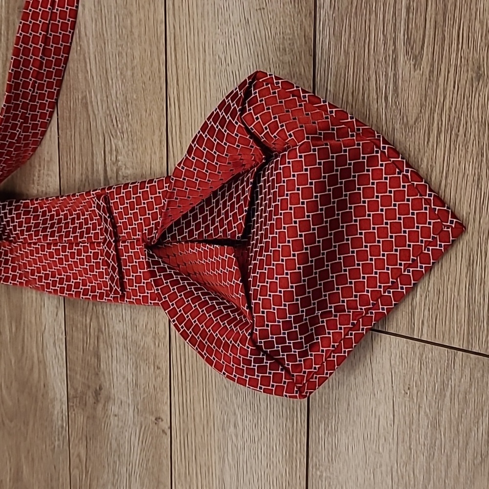 DANIEL CREMIEUX Limited Edition Numbered 7 FOLD Metallic Red Square Silk Tie - Picture 7 of 8